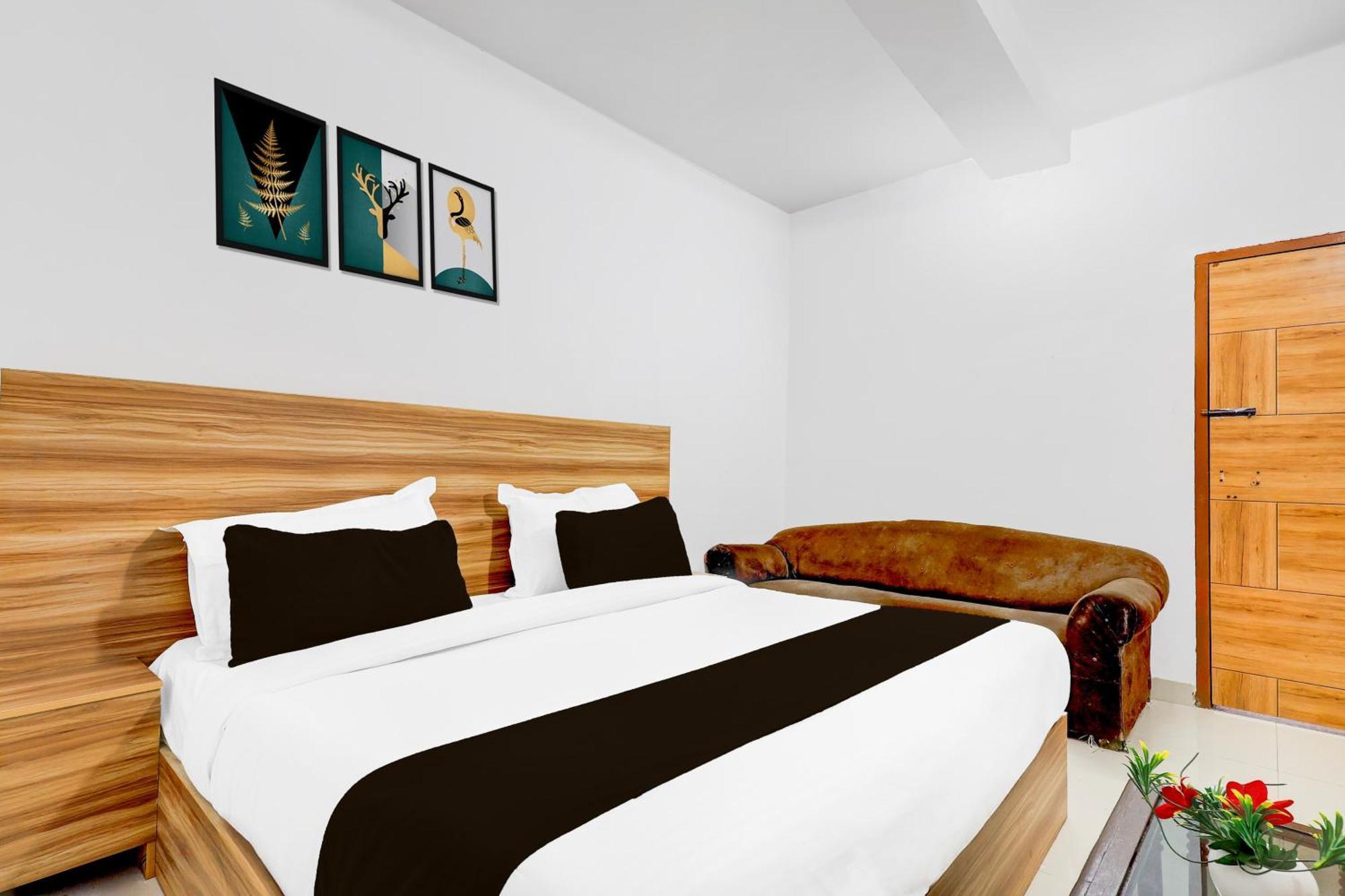 Hotel O Ocean Plaza New Delhi Exterior photo